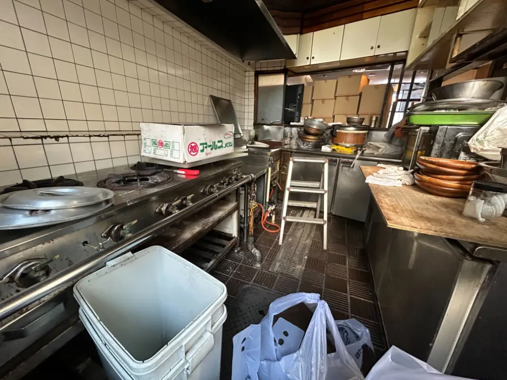 拝島の和食居抜きの厨房