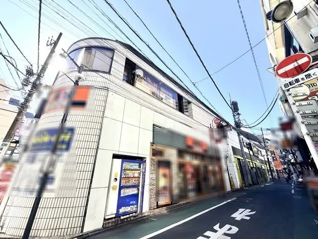 貸店舗(スケルトン)の外観