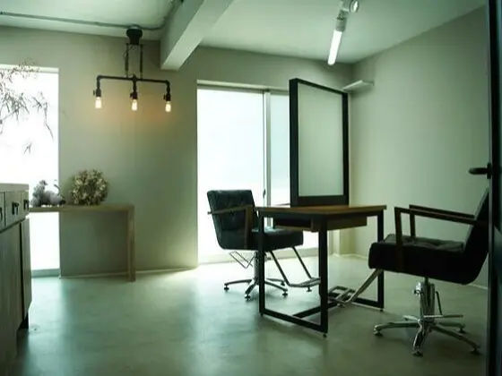 尾山台の美容室・理容室居抜きの内装