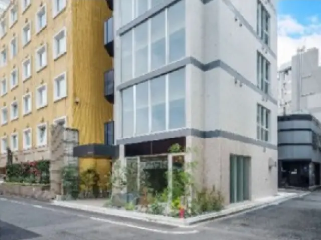 貸店舗(スケルトン)の外観