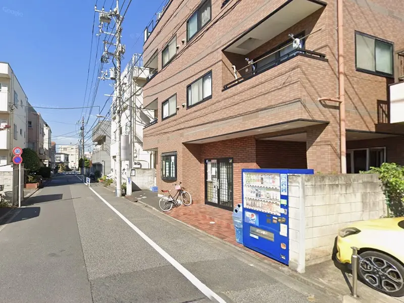 船堀のスケルトン物件の外観