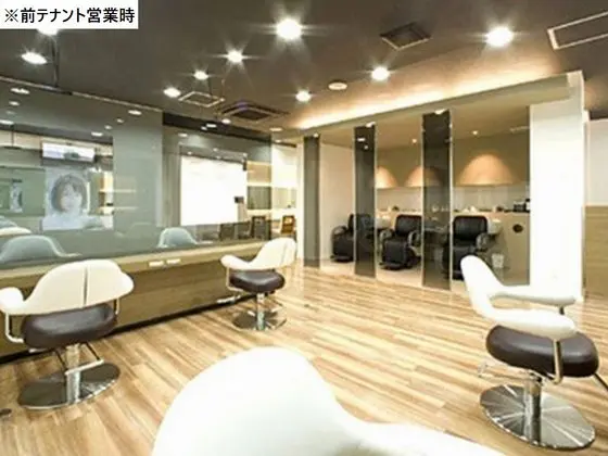 拝島の美容室・理容室居抜きの内装