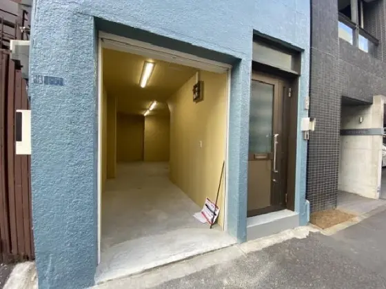 新御徒町のスケルトン物件の外観