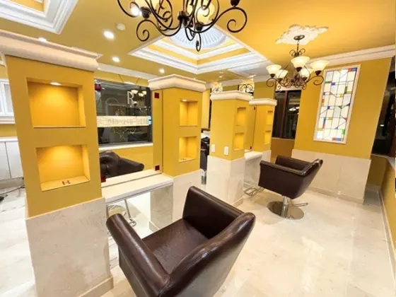 美容室・理容室の居抜き物件の内装