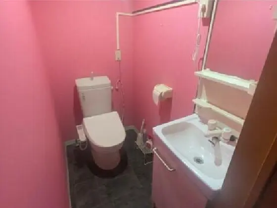 巣鴨のスケルトン店舗物件の内装