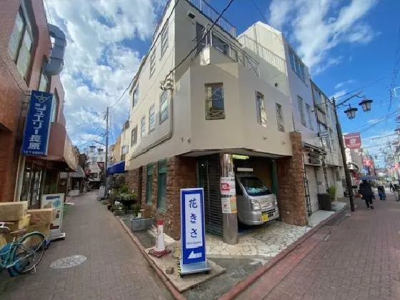 長原のスケルトン物件の外観