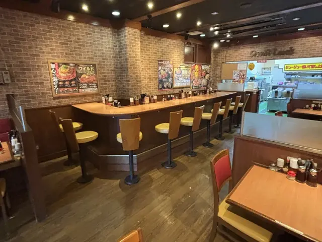 越中島のファーストフード居抜きの内装