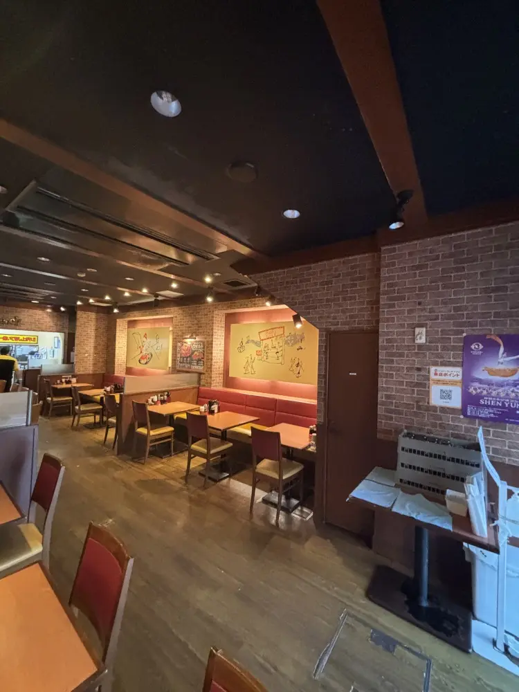 ファーストフードの居抜き物件の内装