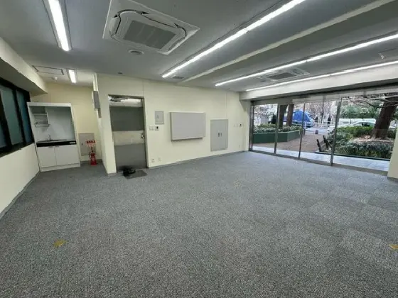 八丁堀の事務所仕様物件の内装