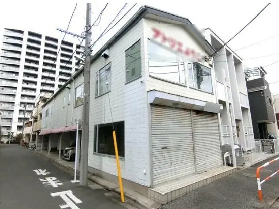 江北の事務所仕様店舗物件の外観