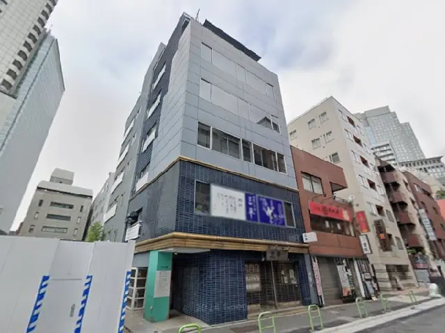 赤坂のスケルトン店舗物件の外観