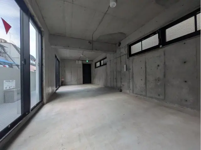 浅草橋のスケルトン物件の内装