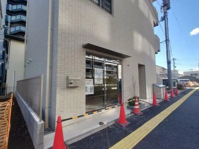 大宮のスケルトン店舗物件の外観