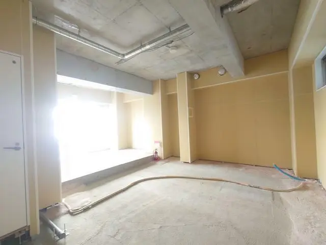 大宮のスケルトン物件の内装