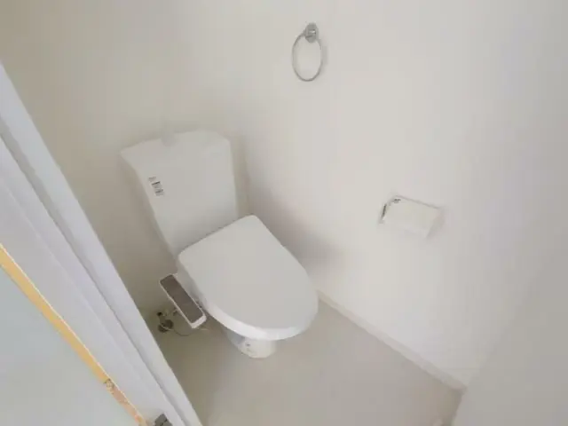 大宮のスケルトン物件のトイレ