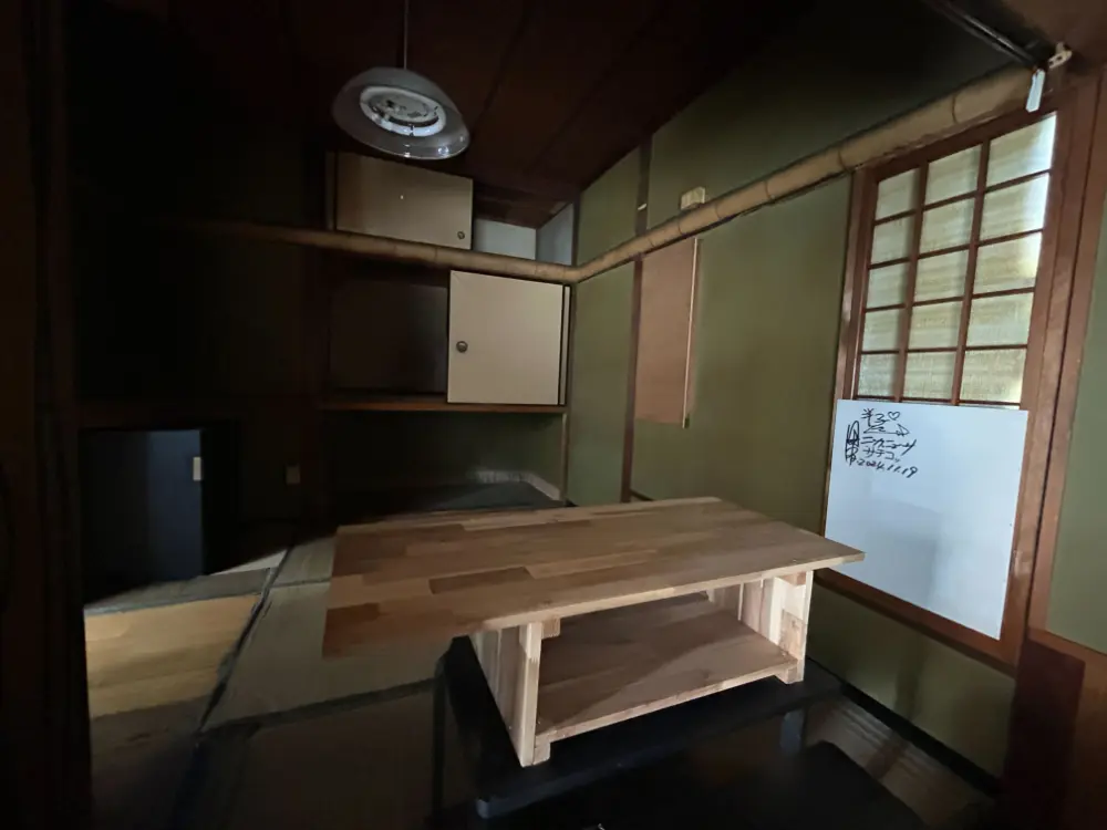 大島の居抜き店舗の内装