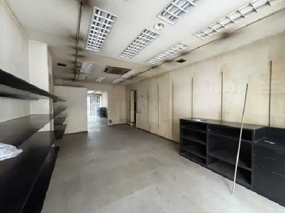 船堀の事務所仕様店舗物件の内装