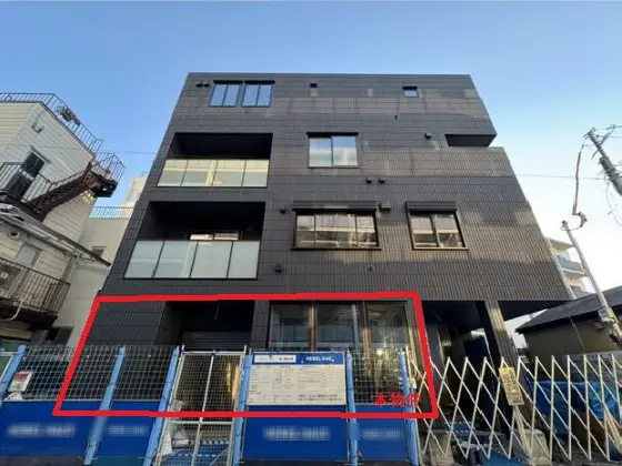 貸店舗(スケルトン)の外観