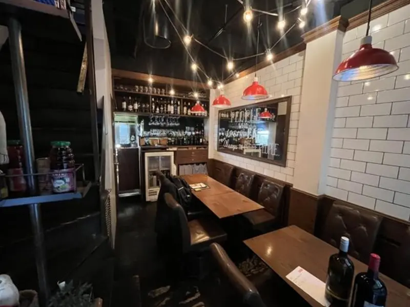 ビストロ・洋食の居抜き物件の内装