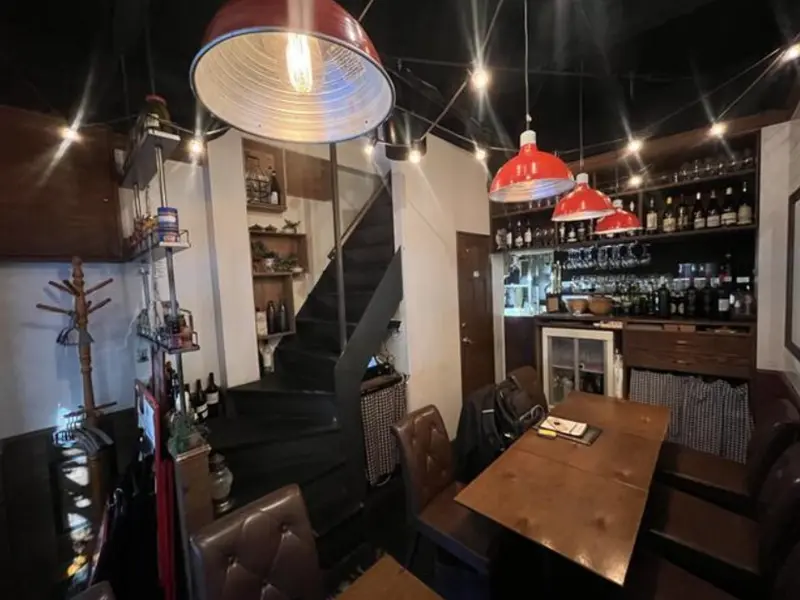 ビストロ・洋食の居抜き物件の内装