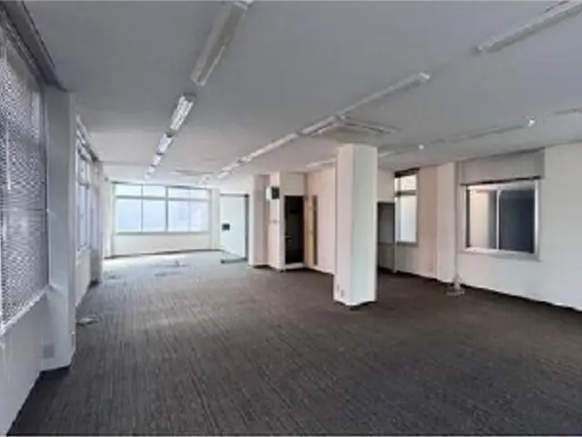 馬車道の事務所仕様店舗物件の内装