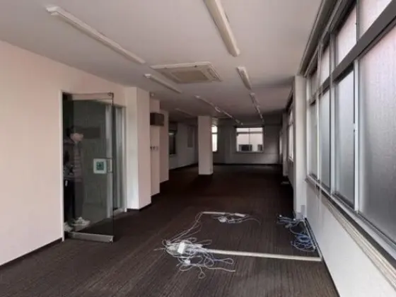 貸店舗(事務所仕様)の内装