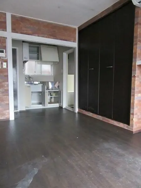 新宿三丁目の事務所仕様店舗物件の内装