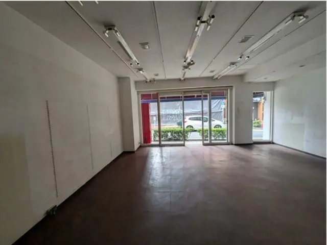 貸店舗(事務所仕様)の内装