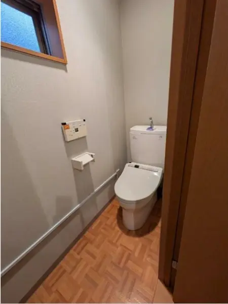 水天宮前の事務所仕様店舗物件のトイレ