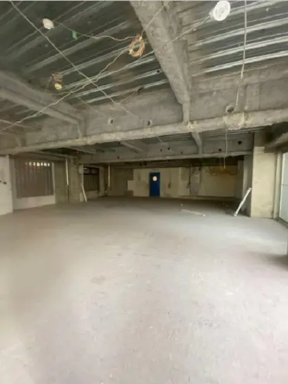 関内のスケルトン物件の内装