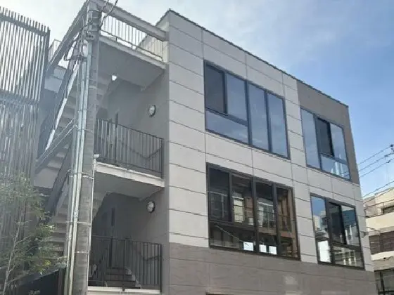 貸店舗(スケルトン)の外観