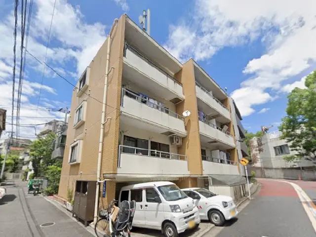 根津の事務所仕様店舗物件の外観