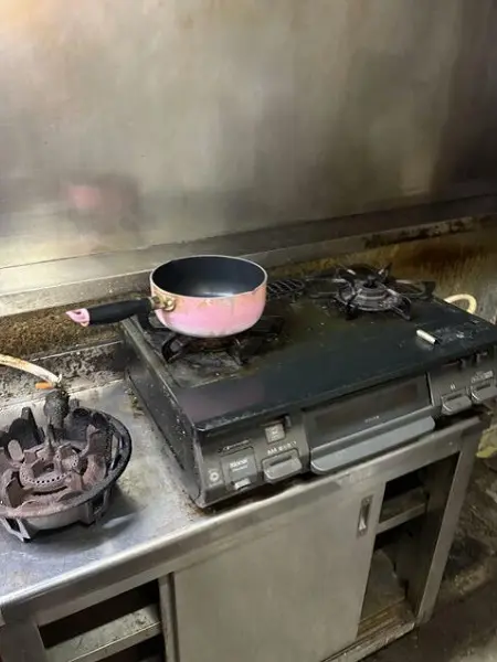 ひばりヶ丘の居抜き店舗の内装