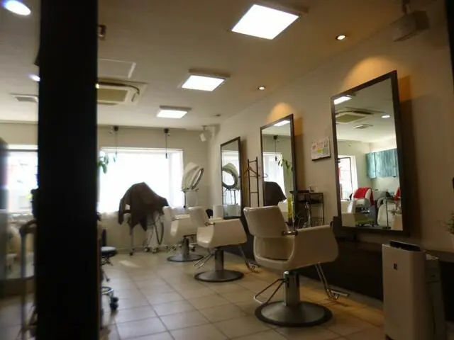 美容室・理容室の居抜き物件の内装