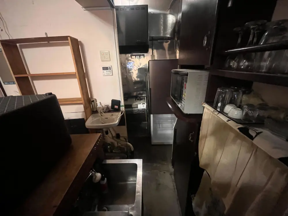 南行徳のカフェ・喫茶店居抜きの厨房
