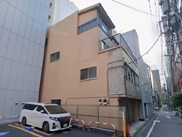 貸店舗(スケルトン)の外観