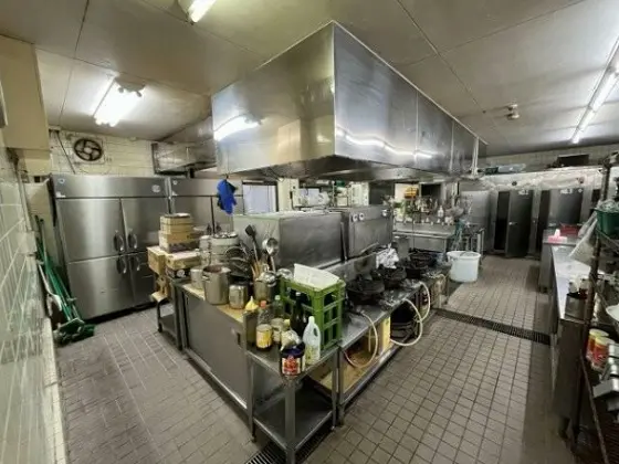 三鷹の和食居抜きの厨房