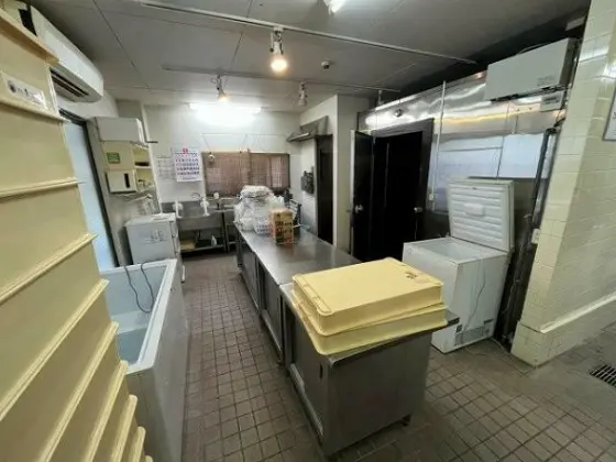 三鷹の居抜き店舗の厨房