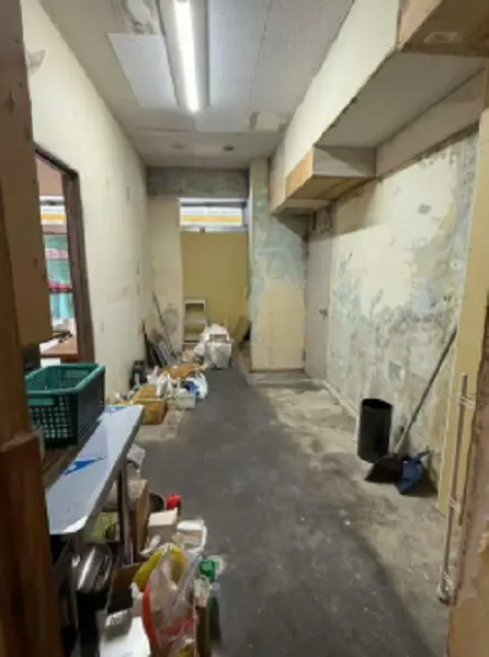 新大塚の事務所仕様店舗物件の内装