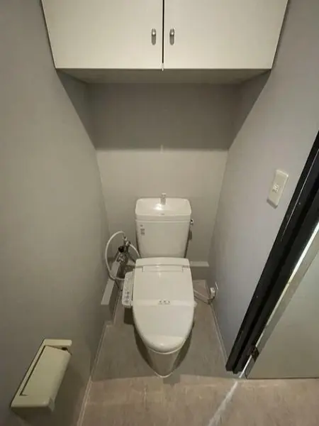 大山の事務所仕様物件のトイレ