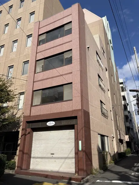 大門のスケルトン物件の外観