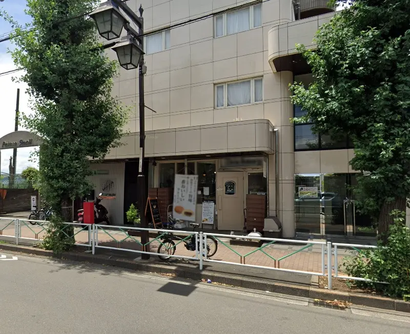 パン屋の居抜き物件の外観