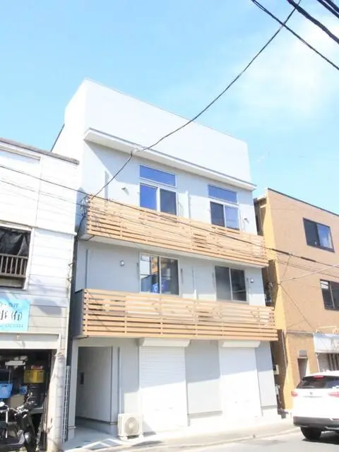 和田町の事務所仕様店舗物件の外観