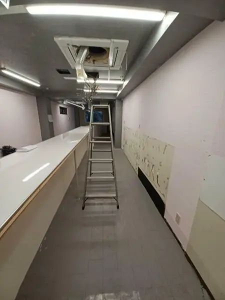 居酒屋の居抜き物件の内装