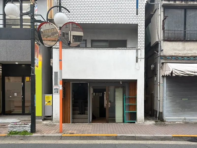 東中野の事務所仕様物件の外観