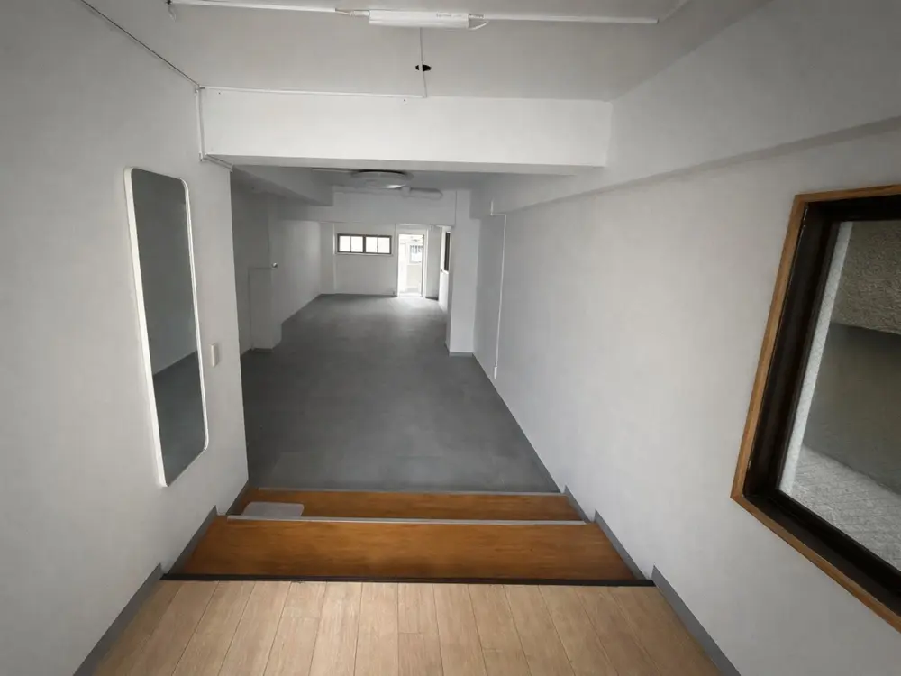 貸店舗(事務所仕様)の内装