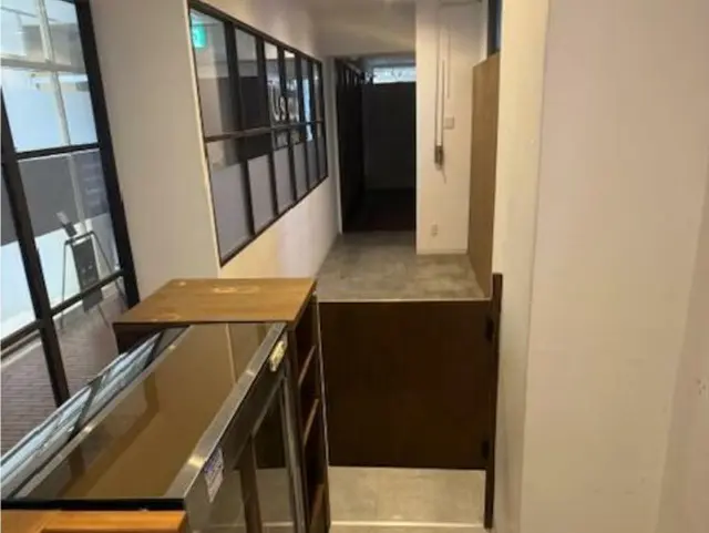 北浦和のカフェ・喫茶店居抜きの内装