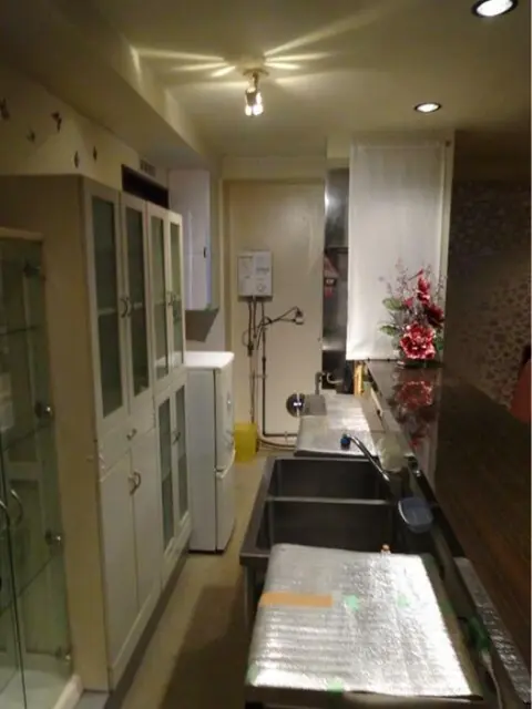 小岩のリース物件の厨房