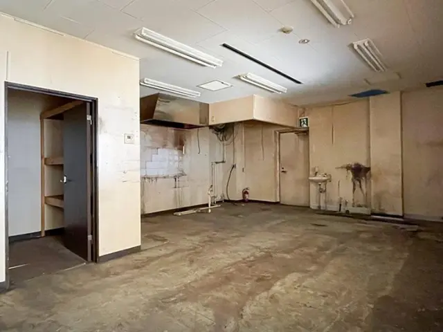 妙典の居抜き店舗の内装