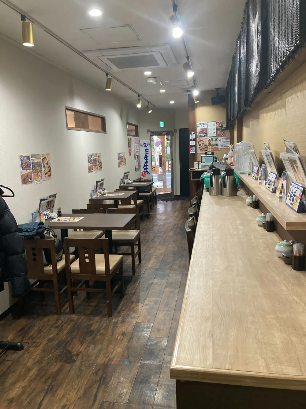 西川口の居抜き店舗の内装